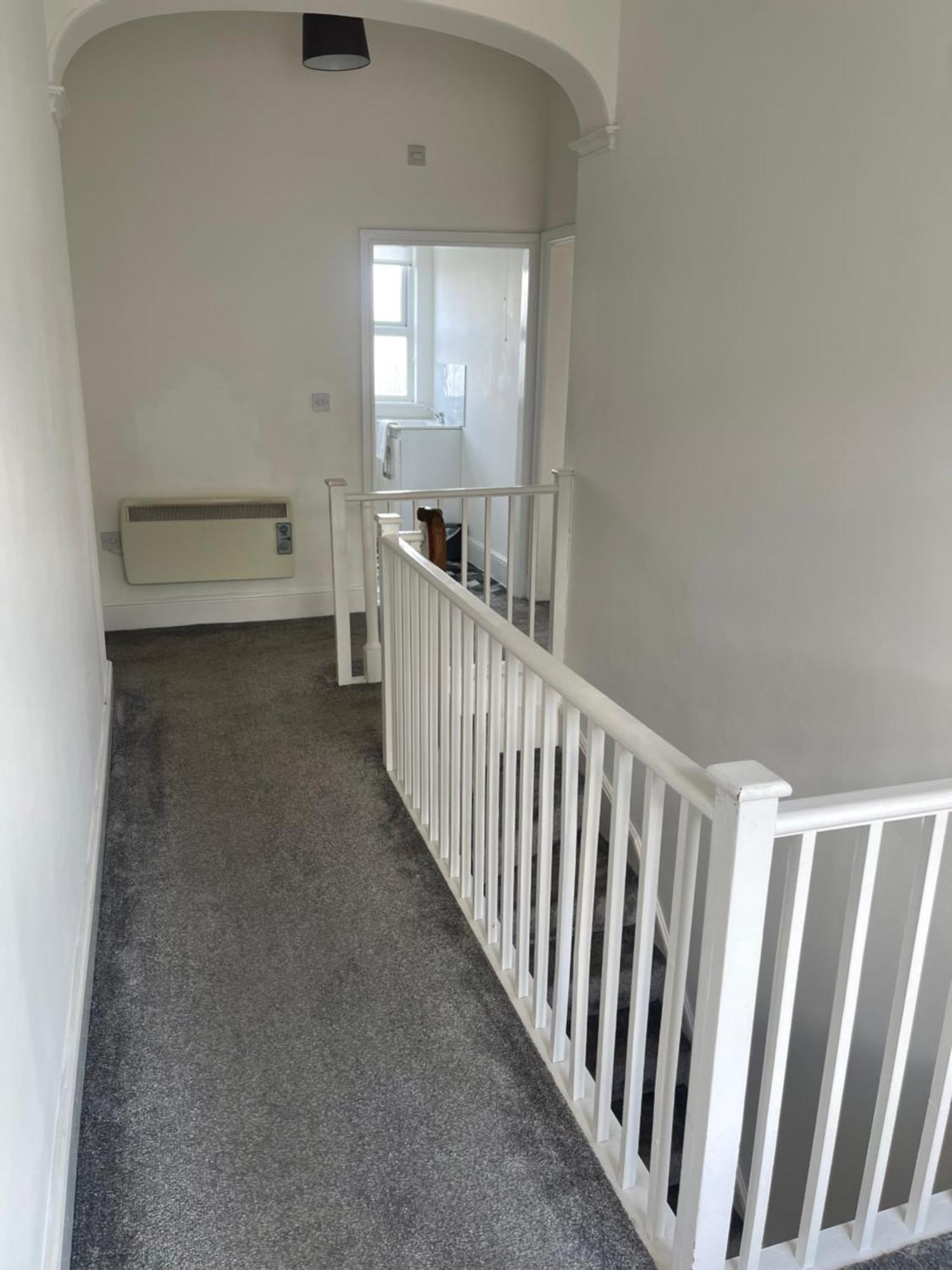 2 Bed Complete With Bedding And Towels